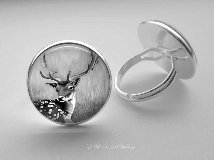 Silver Plated Black and White Fallow Deer Art Glass Cabochon Ring