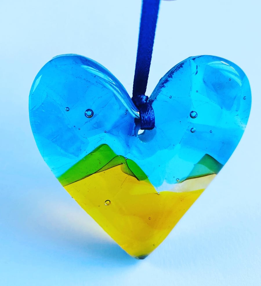 Ukraine appeal charity heart(fused glass heart)
