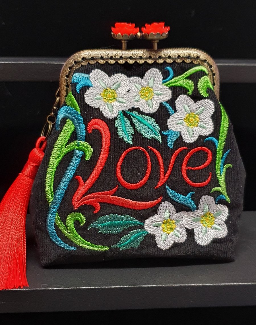 The Art Nouveau Purse of Love