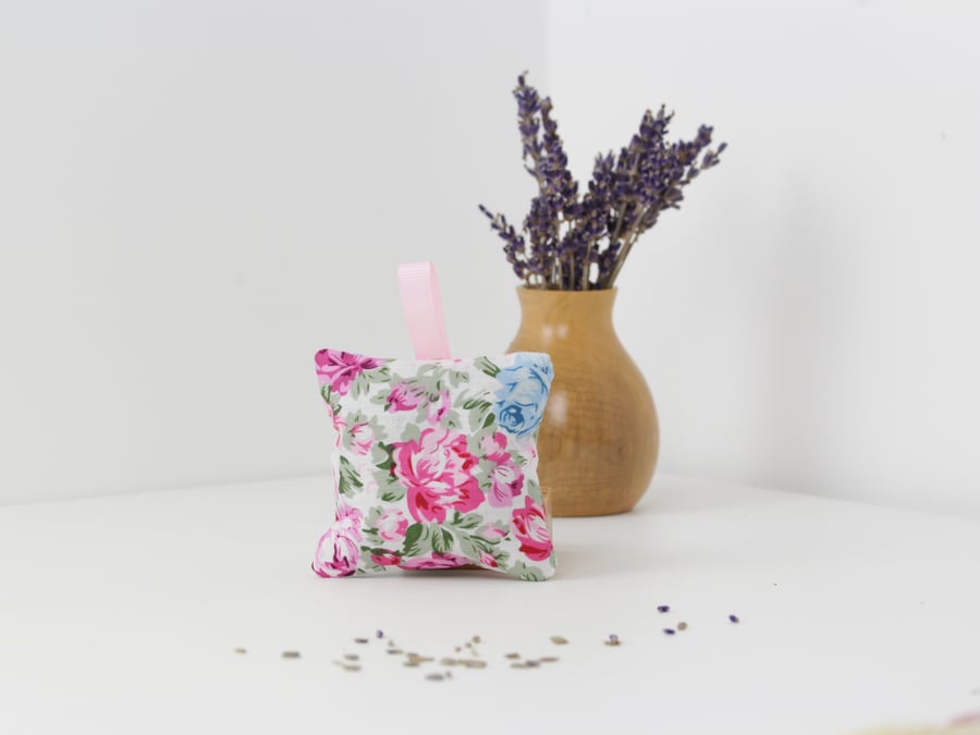 Floral lavender bag with hanging ribbon