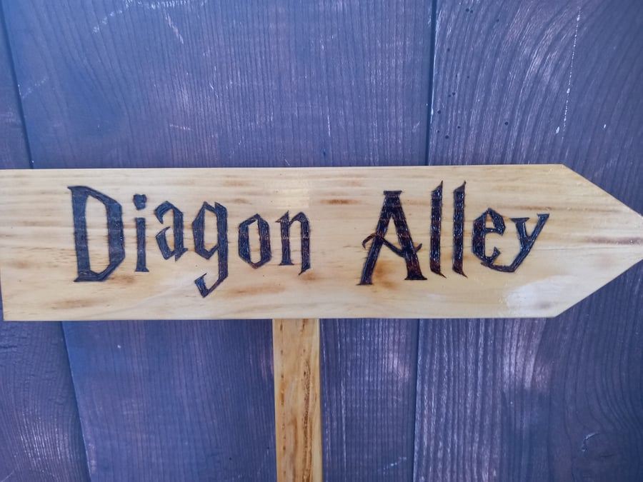 Diagon alley harry potter sign
