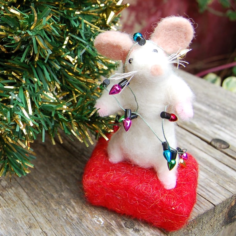 White mouse  - needlefelt.  Christmas decoration