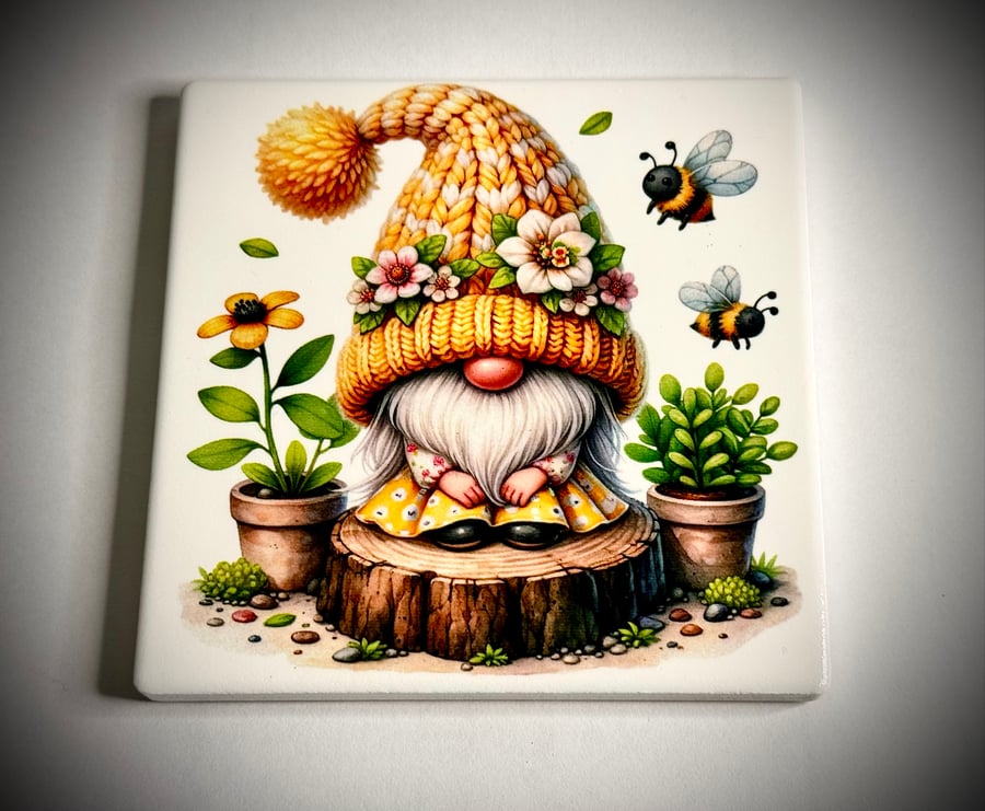 Handmade Ceramic Gnome Coaster (Bumblebee)