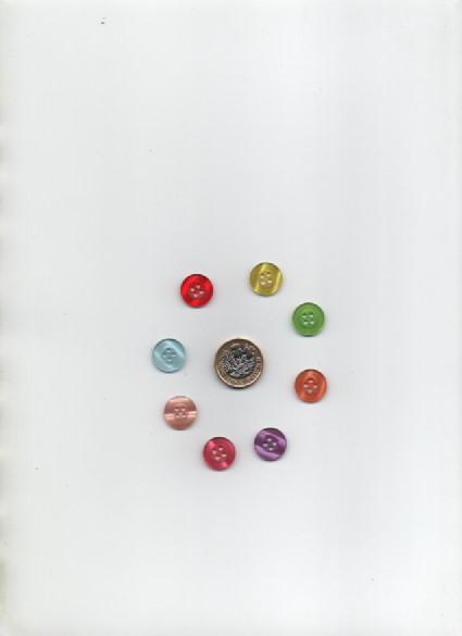 Pack of 8 colourful assorted 15mm resin rimmed BUTTONS Clearance