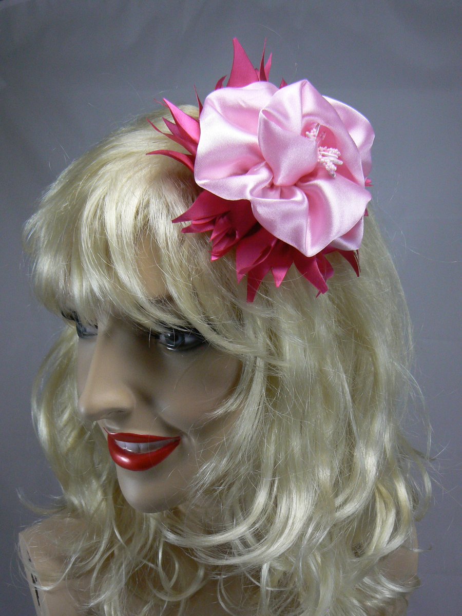  Floral hair comb (cerise and pink)