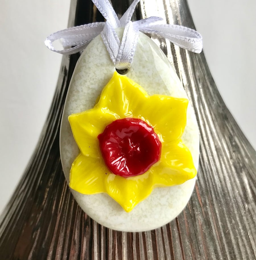 Glass Daffodil Easter Egg Decoration