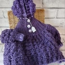 Hand knitted baby hooded jumper. Approx 0 to 3 months. Price includes P and P.
