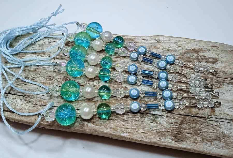Set of 6 x Turquoise Hanging Icicle Decorations - UK Free Post
