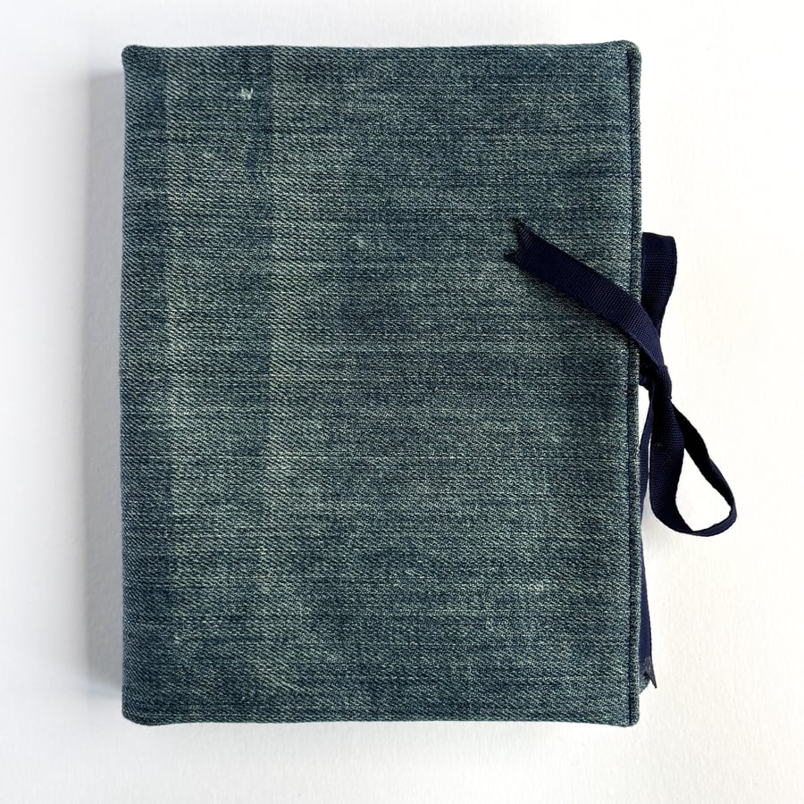Padded kindle Paperwhite cover.