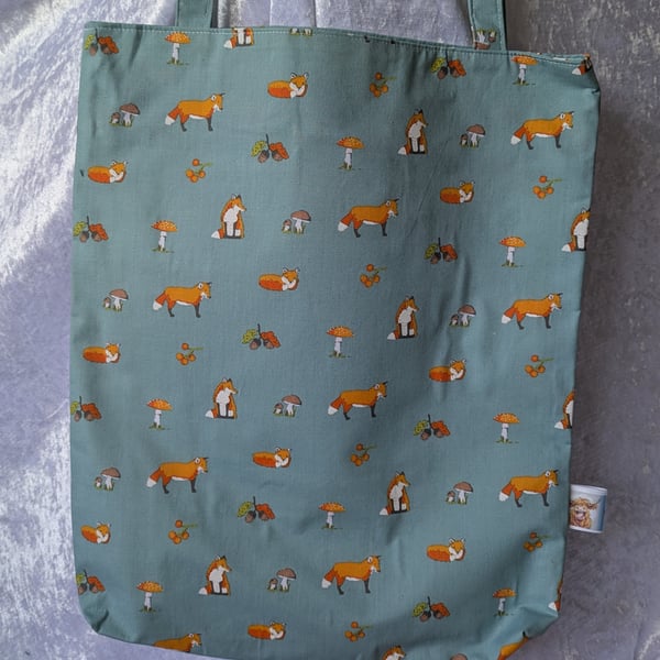 Woodland Foxes tote bag