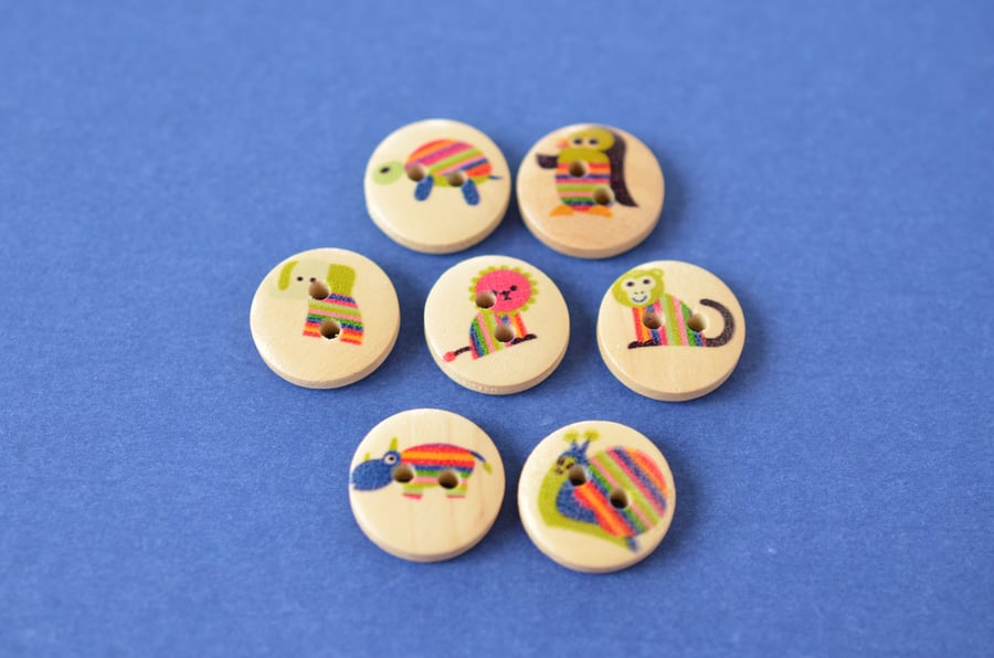 15mm Wooden Rainbow Animal Button Kids Buttons (SAN2)