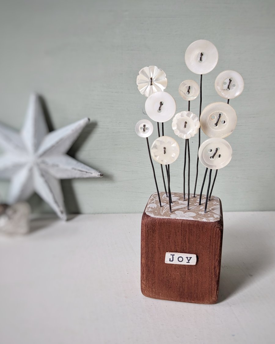Mother of Pearl Buttons in a Wood Block 'Joy'