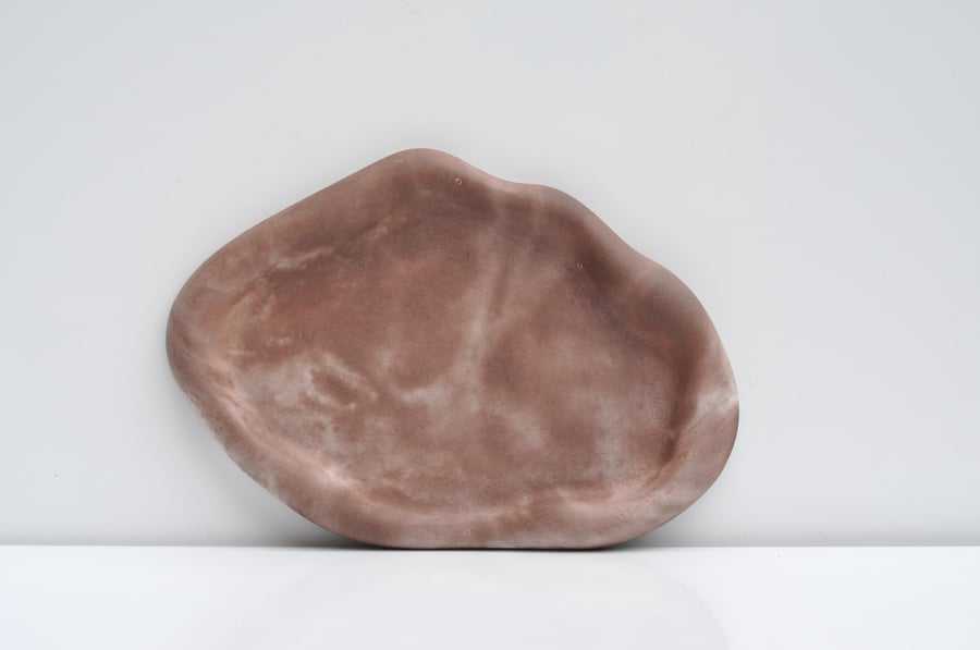 Handmade Brown Concrete Tray - Irregular Cloud Design Brown and White Beton Cand