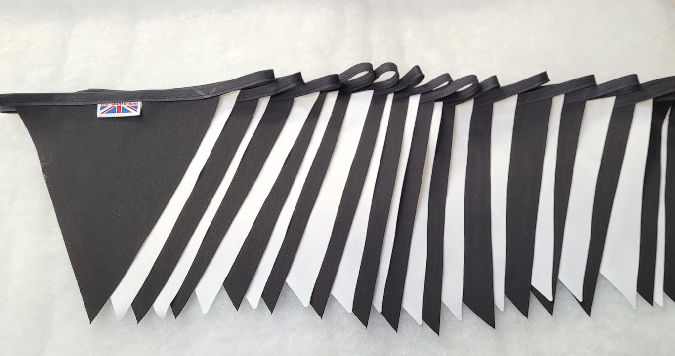 Black and white fabric bunting - 10 mtr Newcastle derby fulham