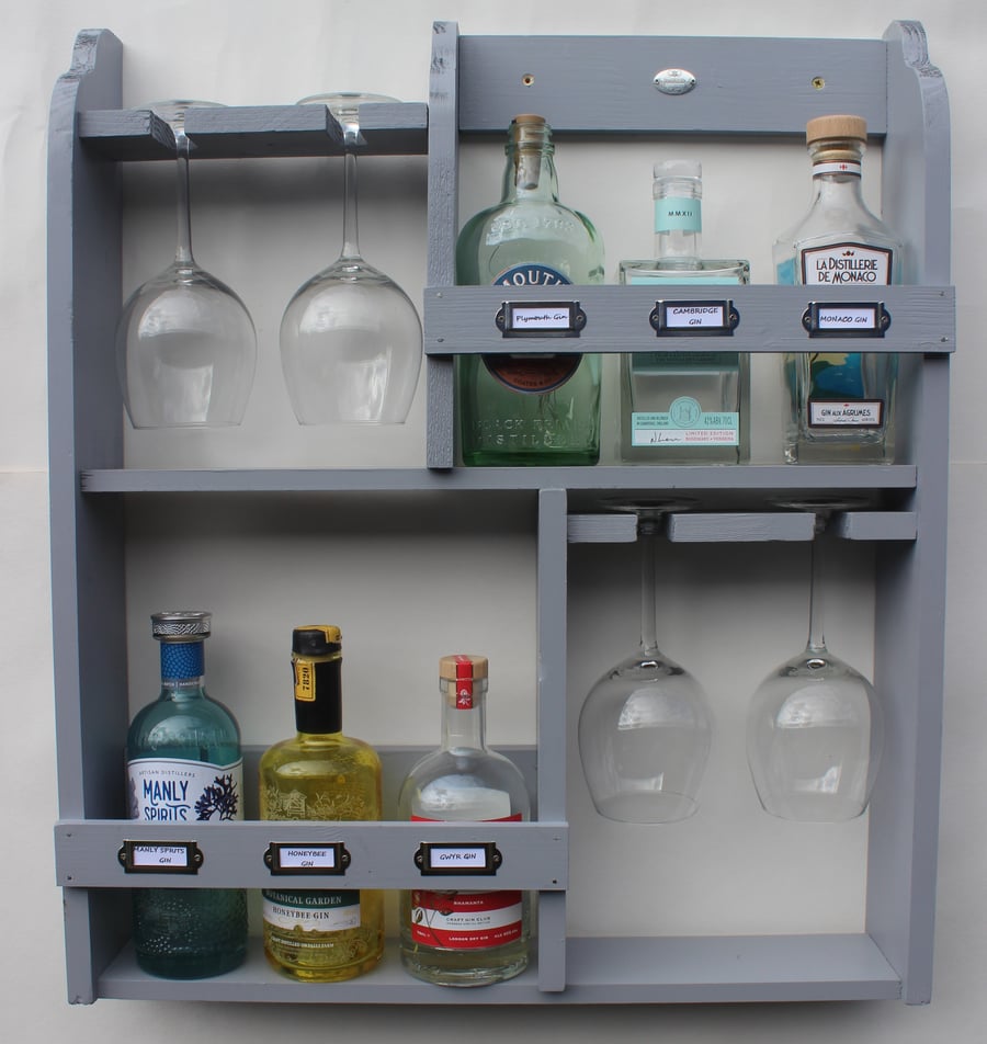 Gin rack, 6 bottles & 4 goblet glass's - Folksy