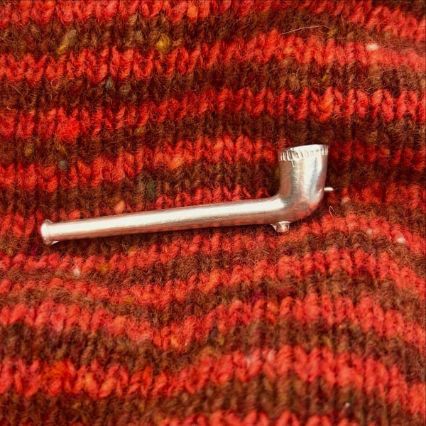 sterling silver cast minature clay pipe brooch
