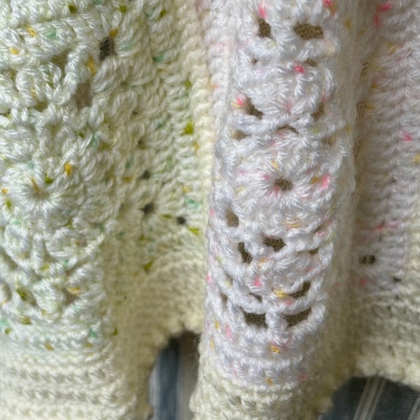 Buggy blanket in pastel colours