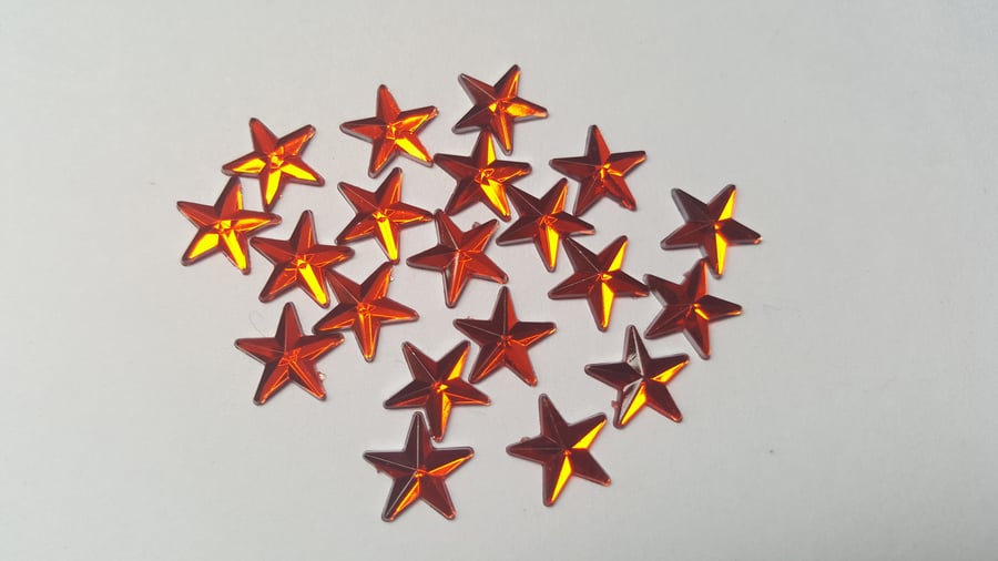 30 x Acrylic Flatback Rhinestones - 10mm - Star - Red 
