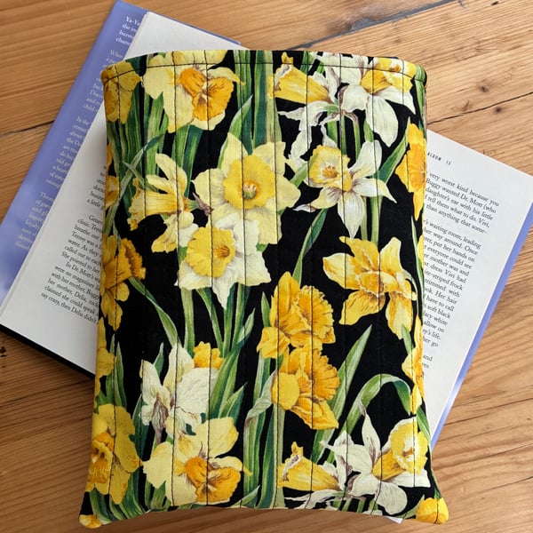 Daffodil Print Quilted Fabric Book Sleeve - Hardback Size 