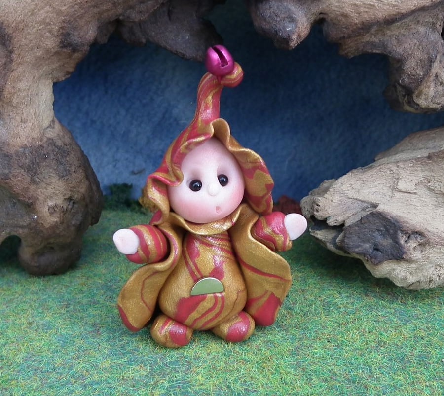 Winter Gnome 'Kizi' 1.5" OOAK Sculpt by Ann Galvin