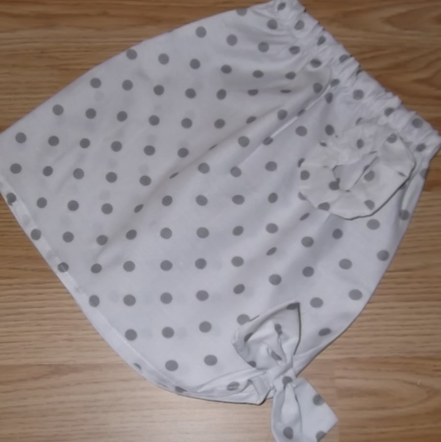 Handmade White Skirt & Hair Scrunchie. Fit Age 3,4,5 years. Summer co-ord set