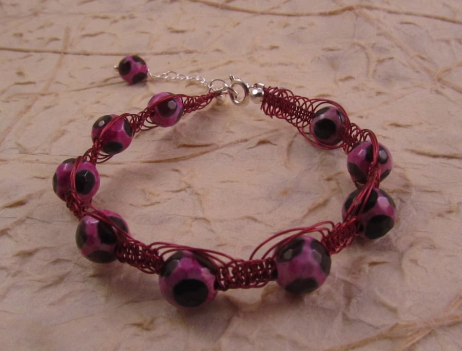 Pink and Black Agate Macrame Bracelet
