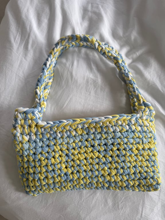 Lemon and blue crochet shoulder bag