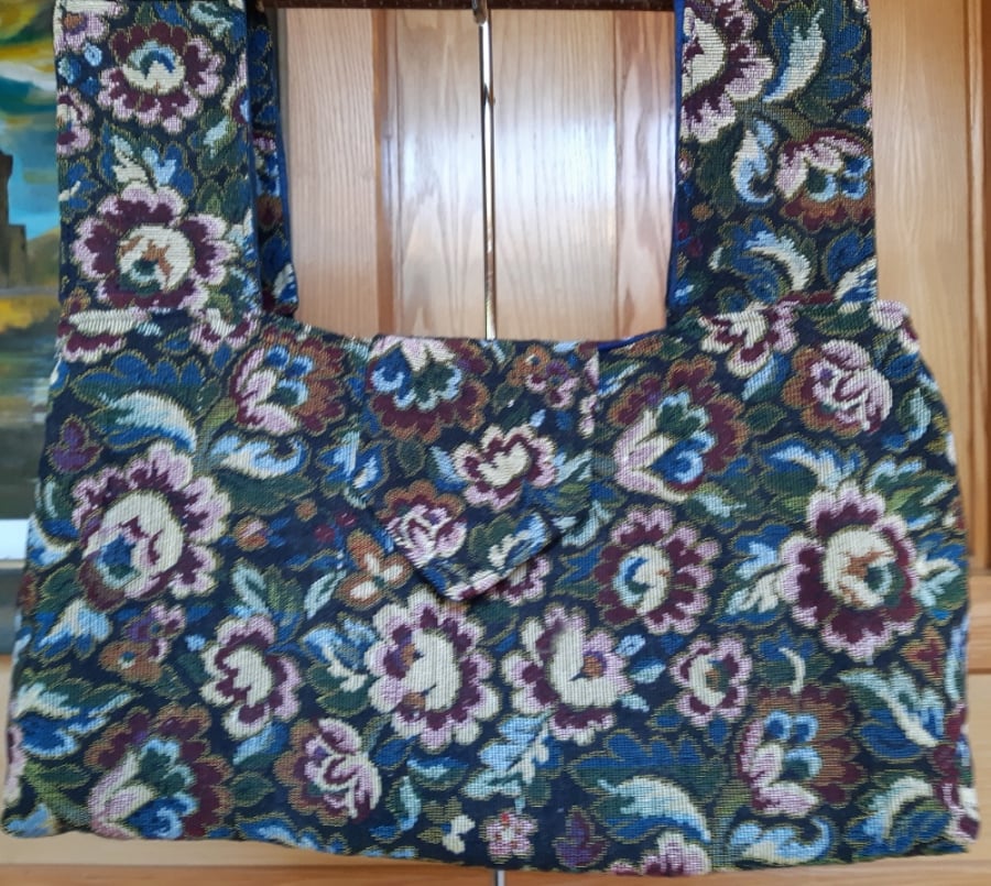 Floral tapestry carpet bag