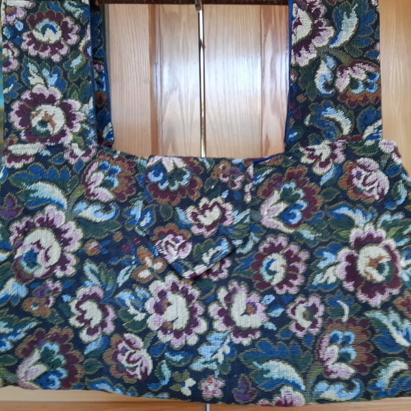 Floral tapestry carpet bag