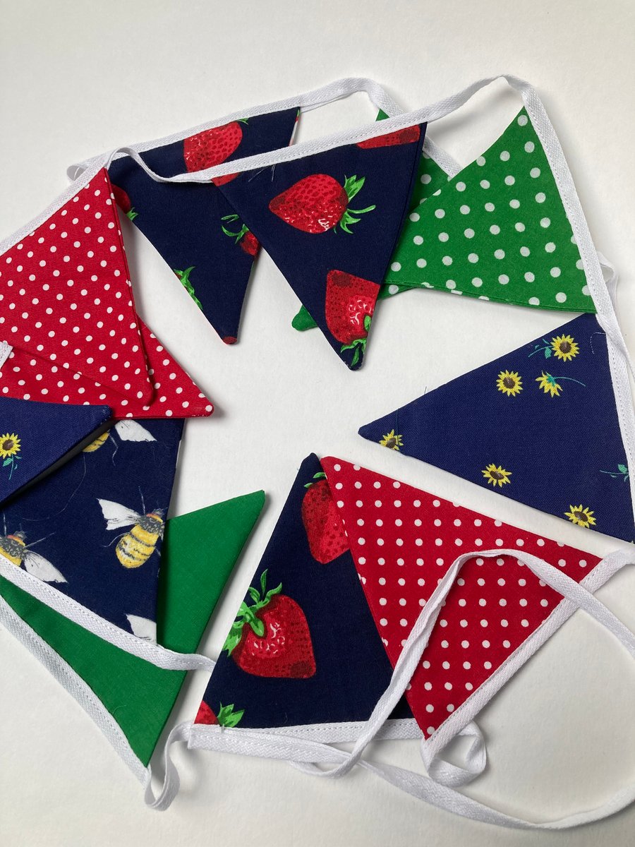 Mini bunting. Strawberries, bees and spots.