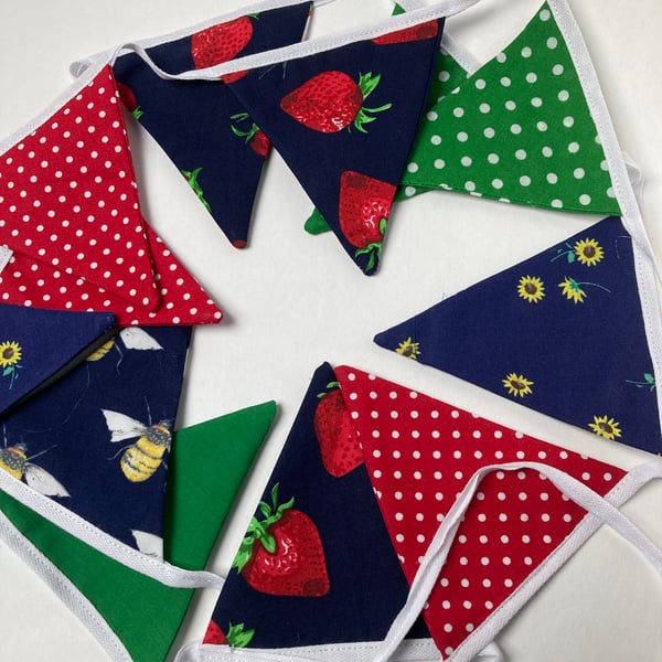 Mini bunting. Strawberries, bees and spots.