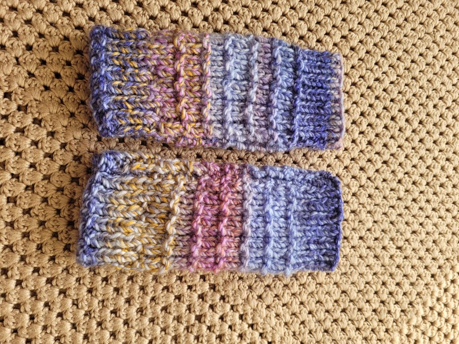 Wrist warmer fingerless mitts