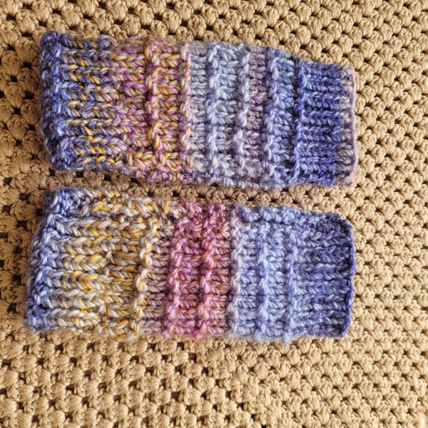 Wrist warmer fingerless mitts