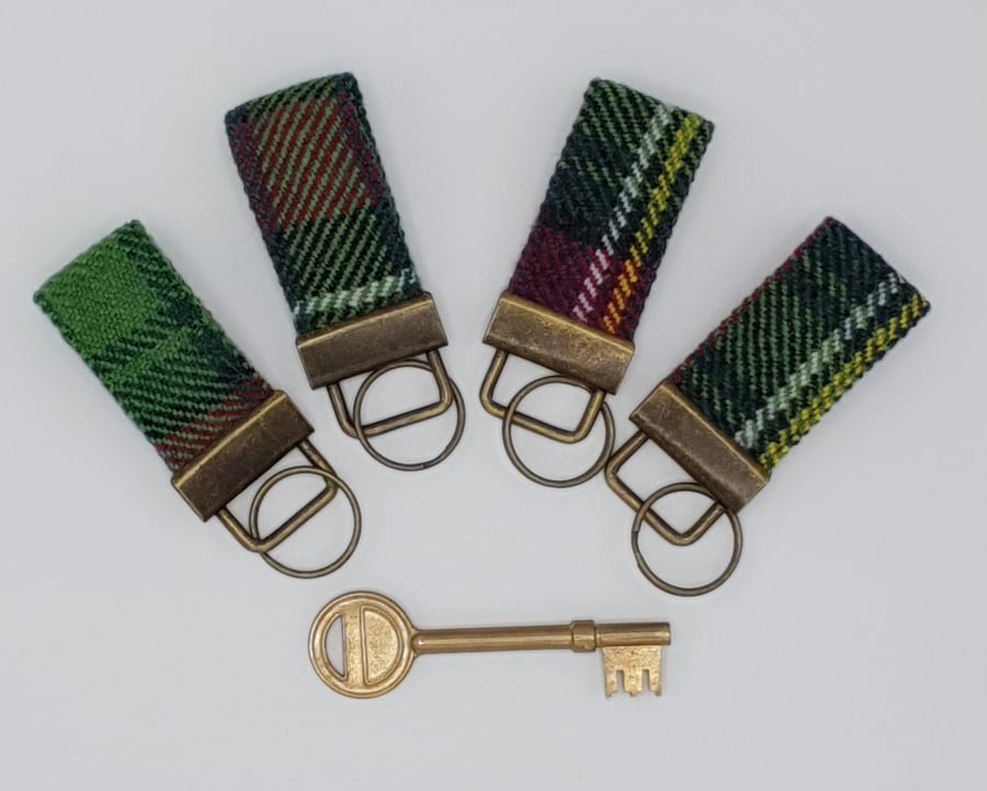 Ochil Flora Handwoven Key Fob