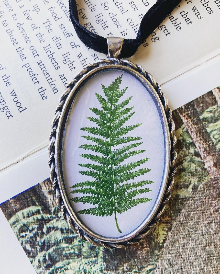 Vintage silver locket pendant with hand painted fern miniature