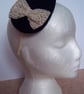 Fascinator with lace bow - Image 4