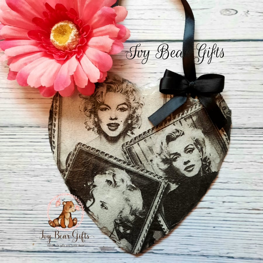 Marilyn Monroe heart wall hanging