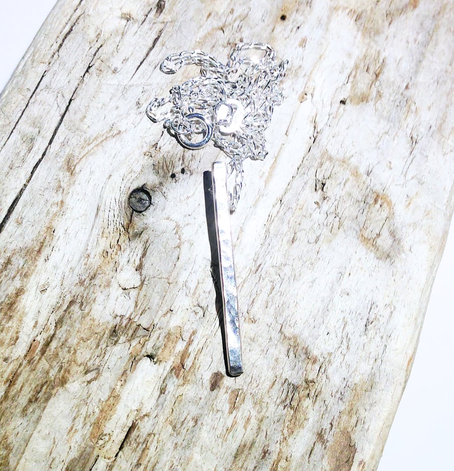 Hammered Sterling Silver Pendant Necklace (NKSSPDSK2) - UK Free Post