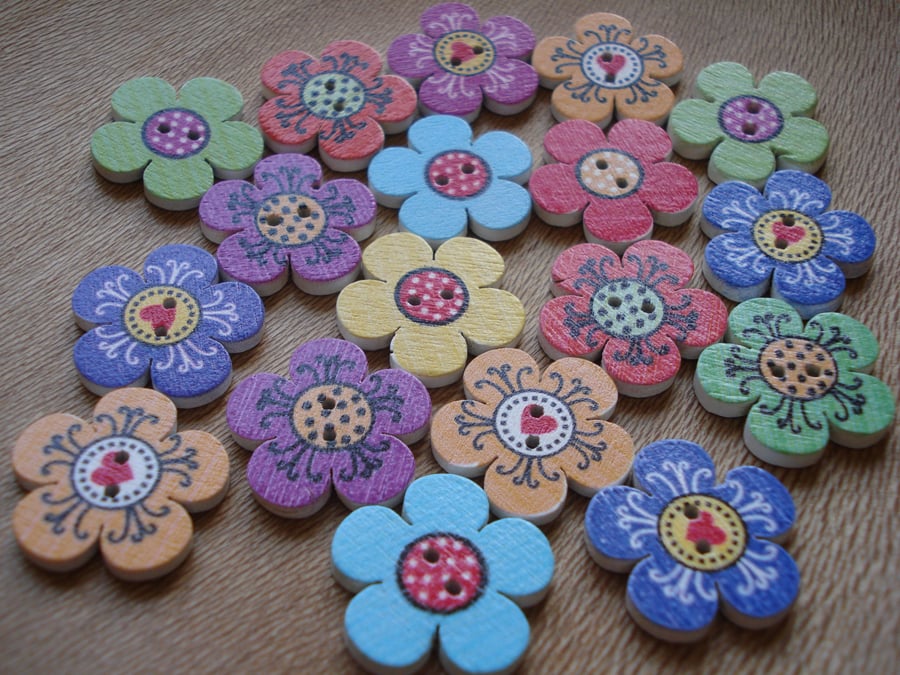 18 Wooden Flower Buttons, Craft Buttons