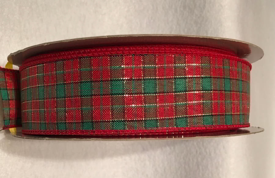 1 meter or 2 meter lengths of 38mm wired Christmas ribbon. SALE 10% OFF