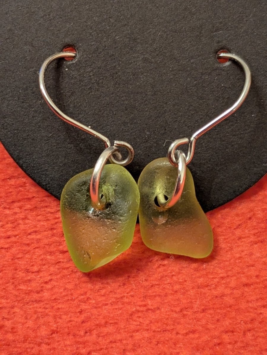 Handmade seaglass and silver hoop earrings 