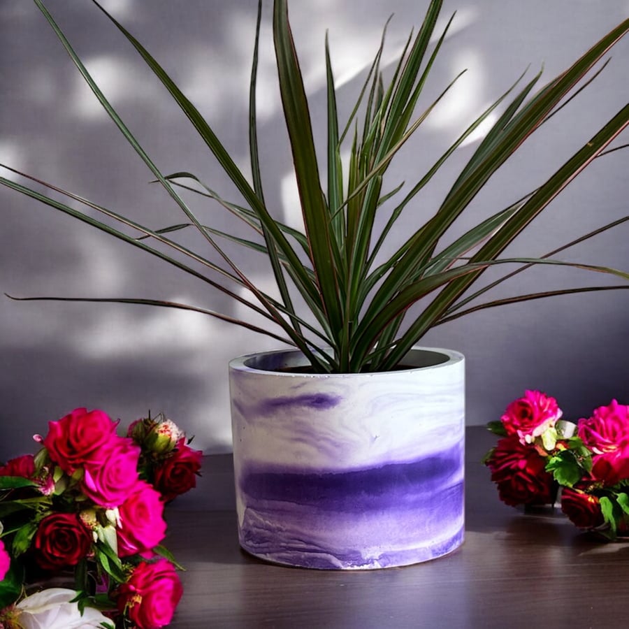 Large Purple Marbled Plant Pot Made from Stonecast (lpp9)