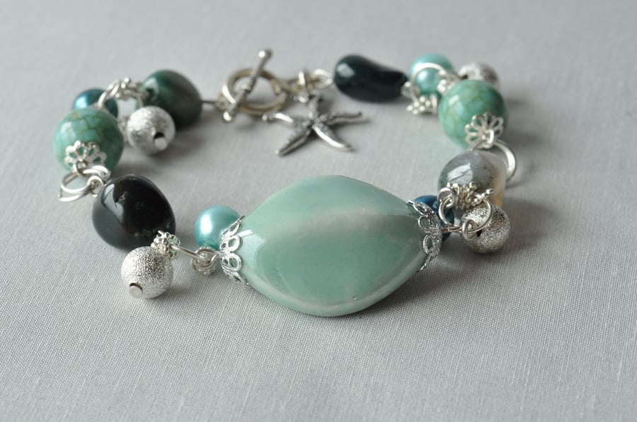 Seaside Charm Beaded Bracelet