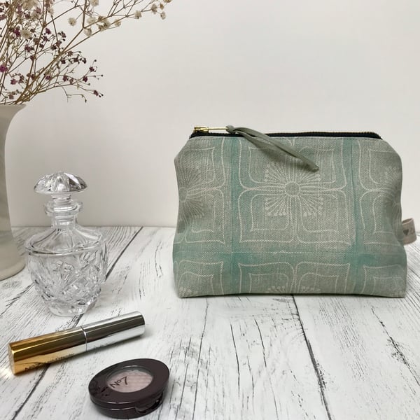 Hand Printed Linen Zipped Cosmetic Bag