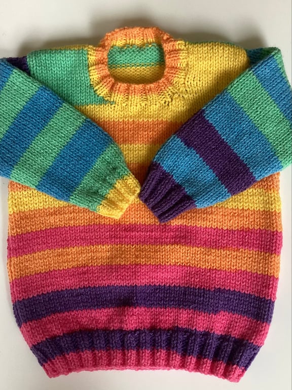 Baby jumper hand knitted 12-18 months 
