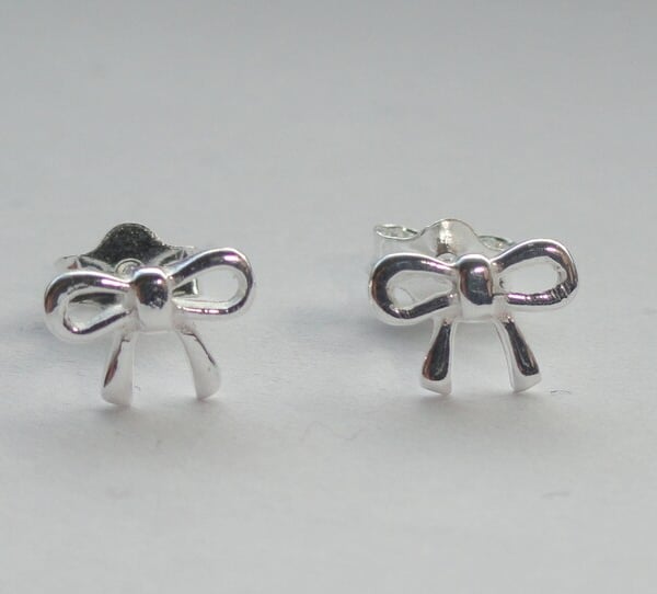 Silver cute bow stud earrings