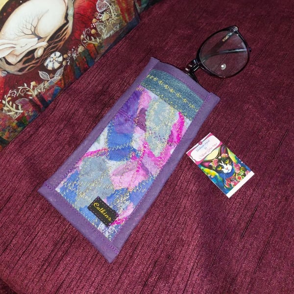 Artisan Handcrafted Purple & pink upcycled fabric bohemian hippie glasses case
