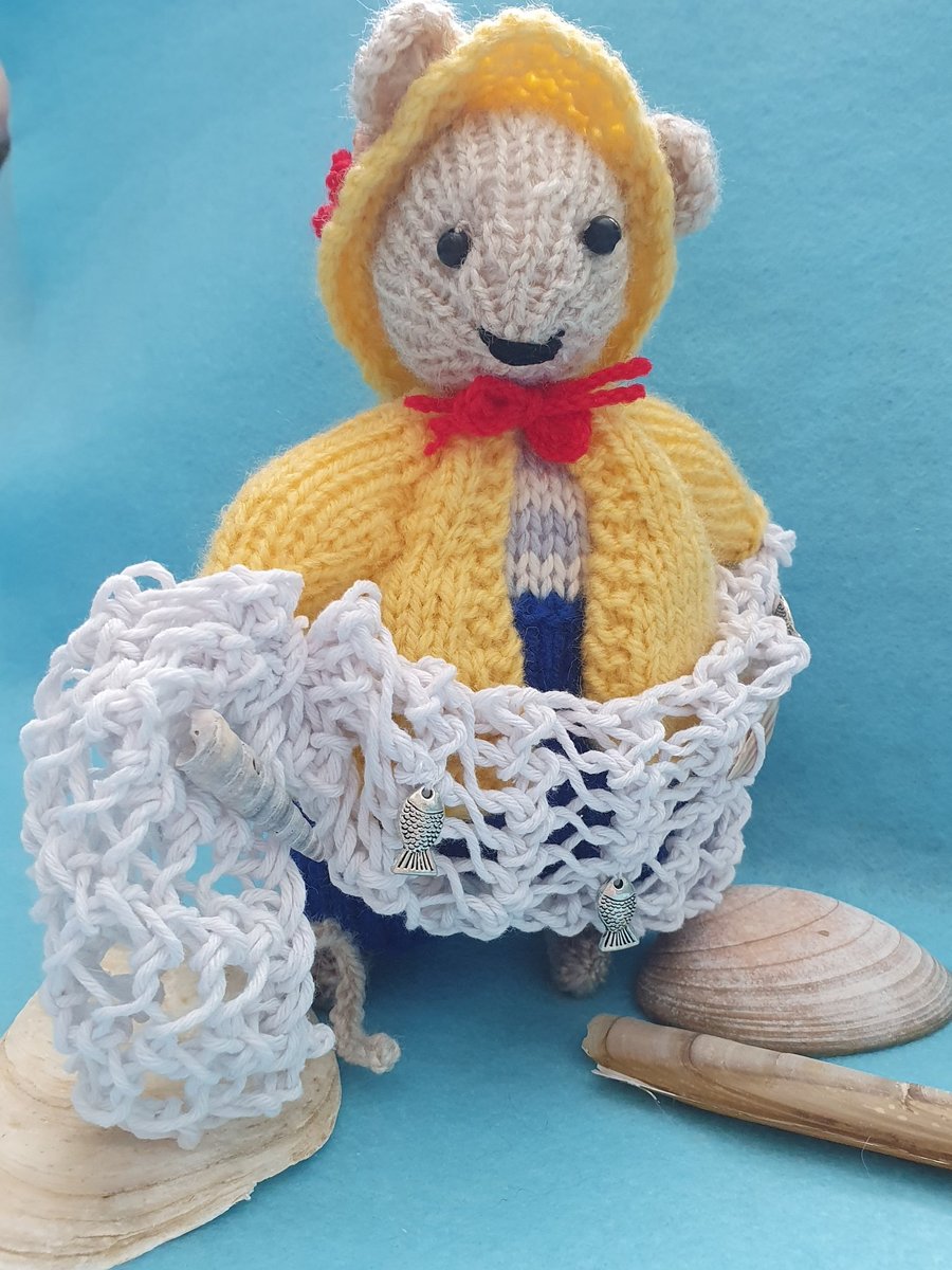 Hand Knitted Mouse - Barnaby