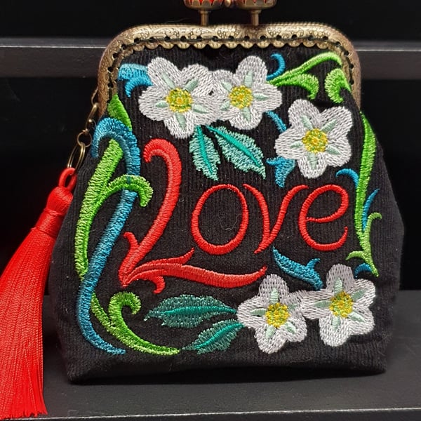 Art Nouveau Love Purse