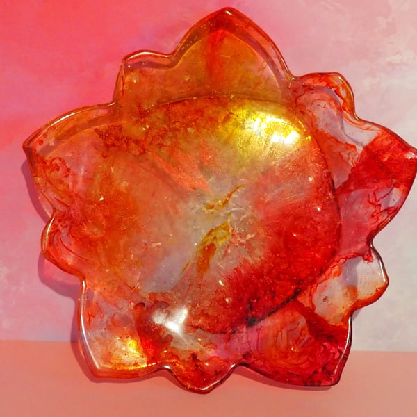 Flower Shaped Tray in Reds, Oranges and Yellows